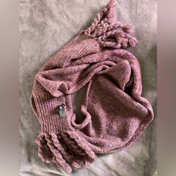 Anthropologie Textured Purple Scarf - Picture 3 of 5